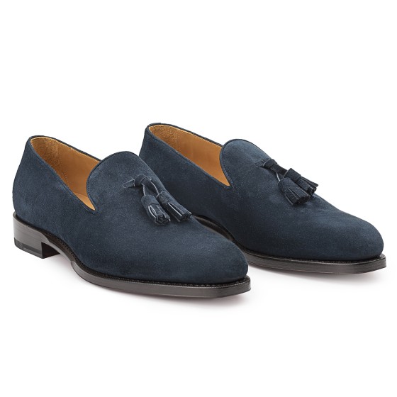 LOAFER WITH TASSELS IN BLUE...